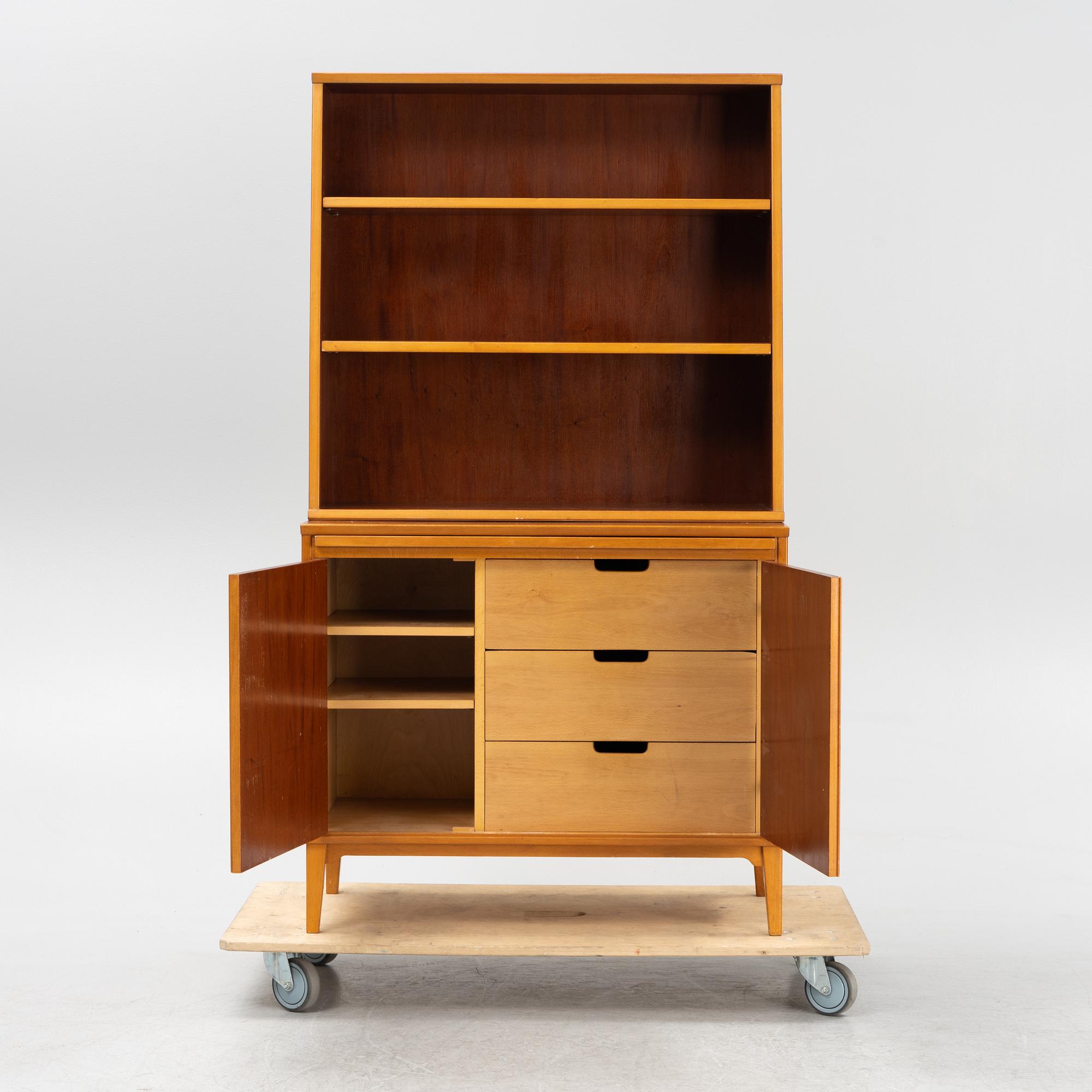 Hylla med underskåp, 1960-tal.