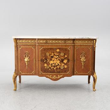 A chest of drawers, Louis XVI style, mid 20th Century.