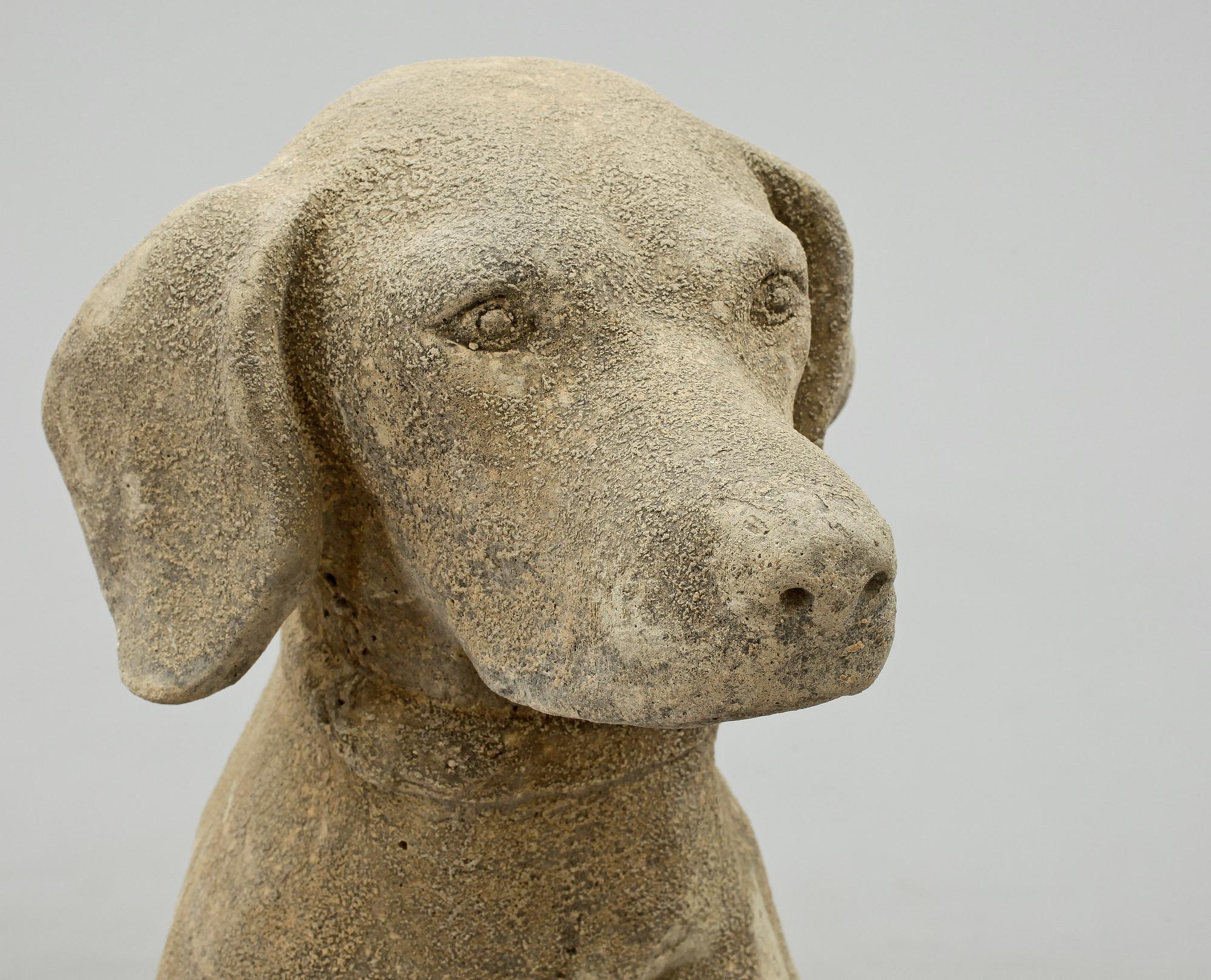 TRÄDGÅRDSSKULPTURER, ett par, gjutmassa, 2000-tal.