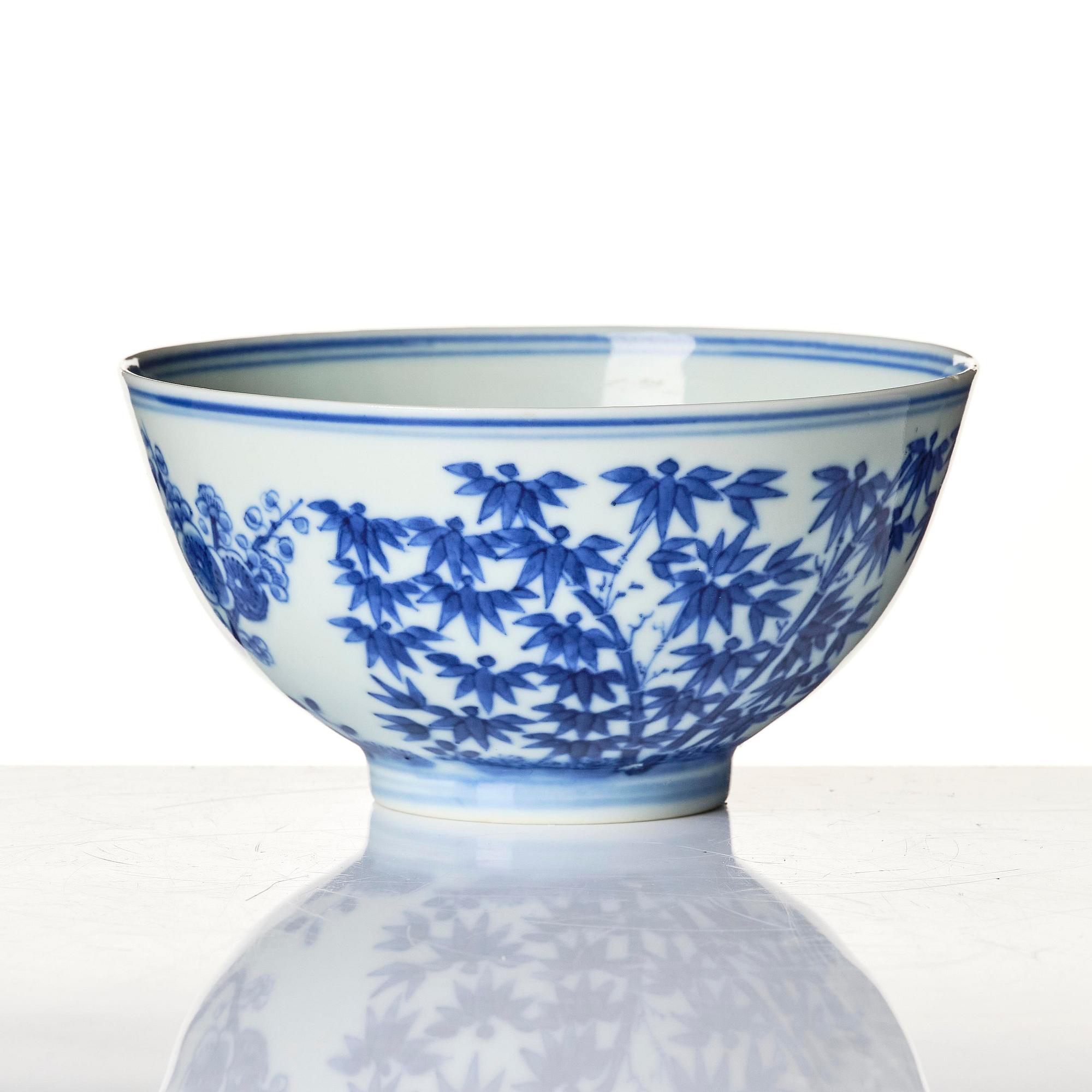 Skål, porslin, Qingdynastin, med Guangxus märke och period (1875-1908).