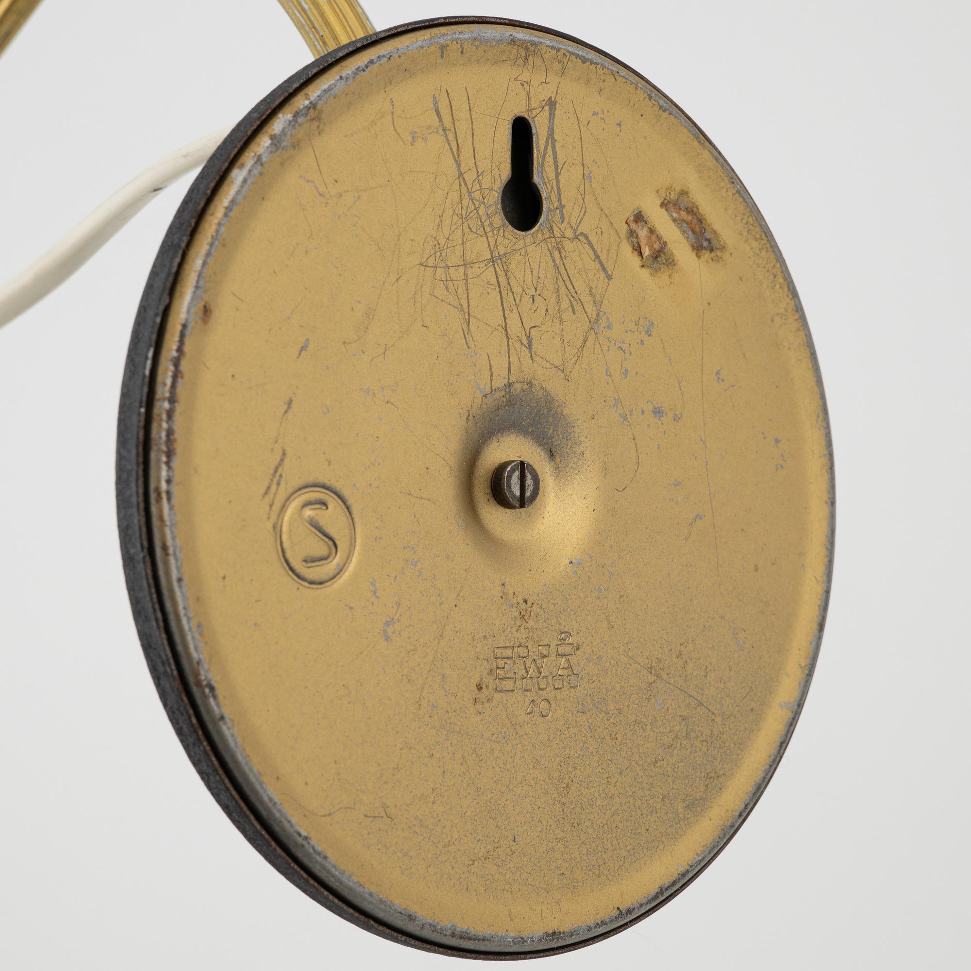 Vägglampor, ett par, Ewå, Värnamo, 1900-talets mitt.