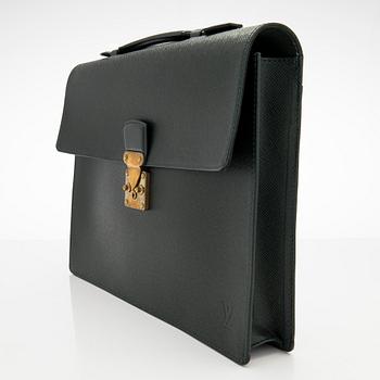 Louis Vuitton, salkku, "Taiga Kourad".