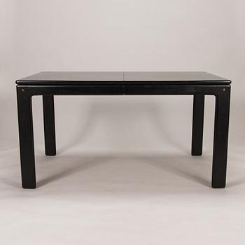 Eero Aarnio, A 1970's dinner table and six chairs "Flamingo" for Asko.