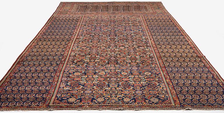 A Mahal 'Triclinium' carpet, West Persia, c. 548 x 253 cm.