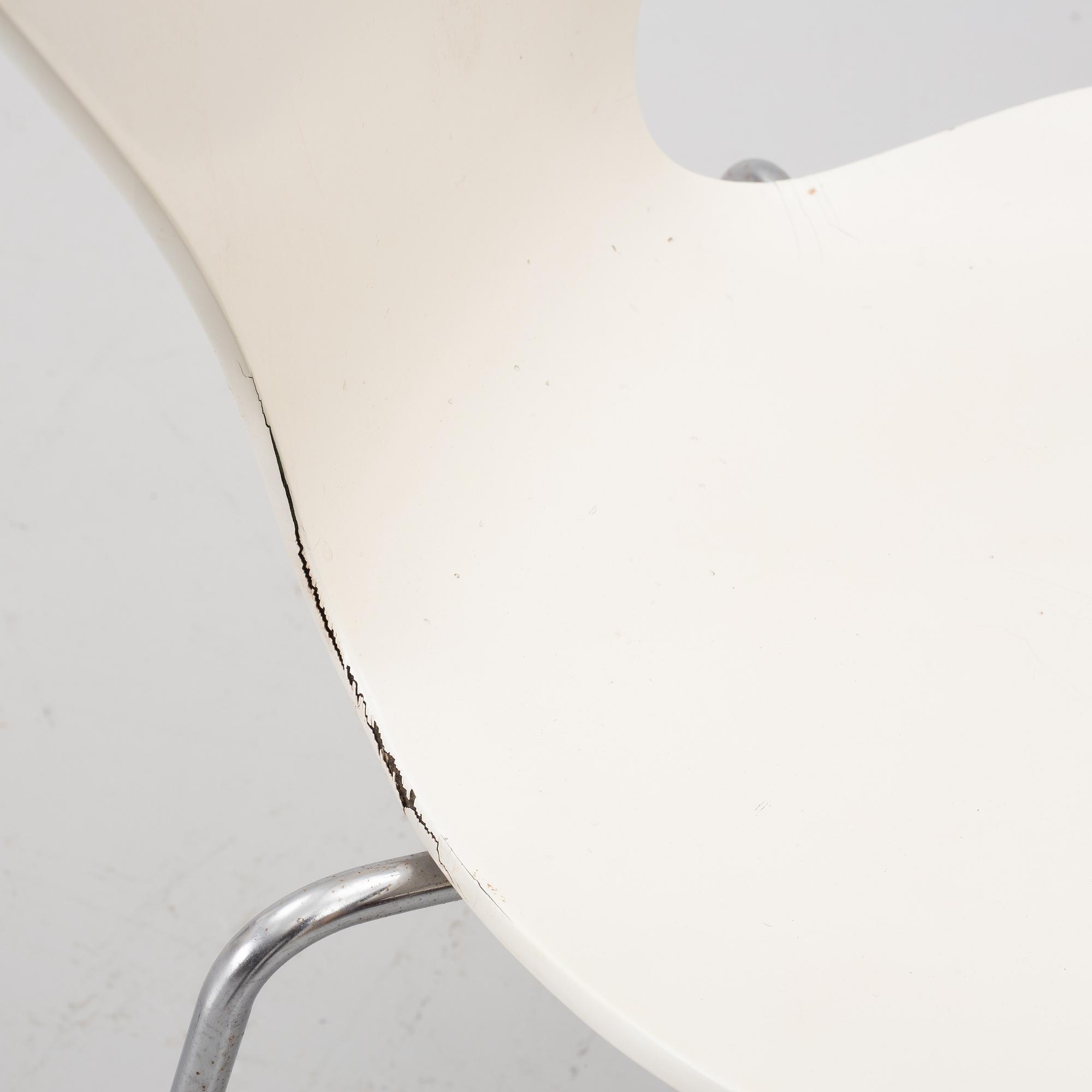 Arne Jacobsen, Stolar, 4 st, "Sjuan", Fritz Hansen, Danmark.