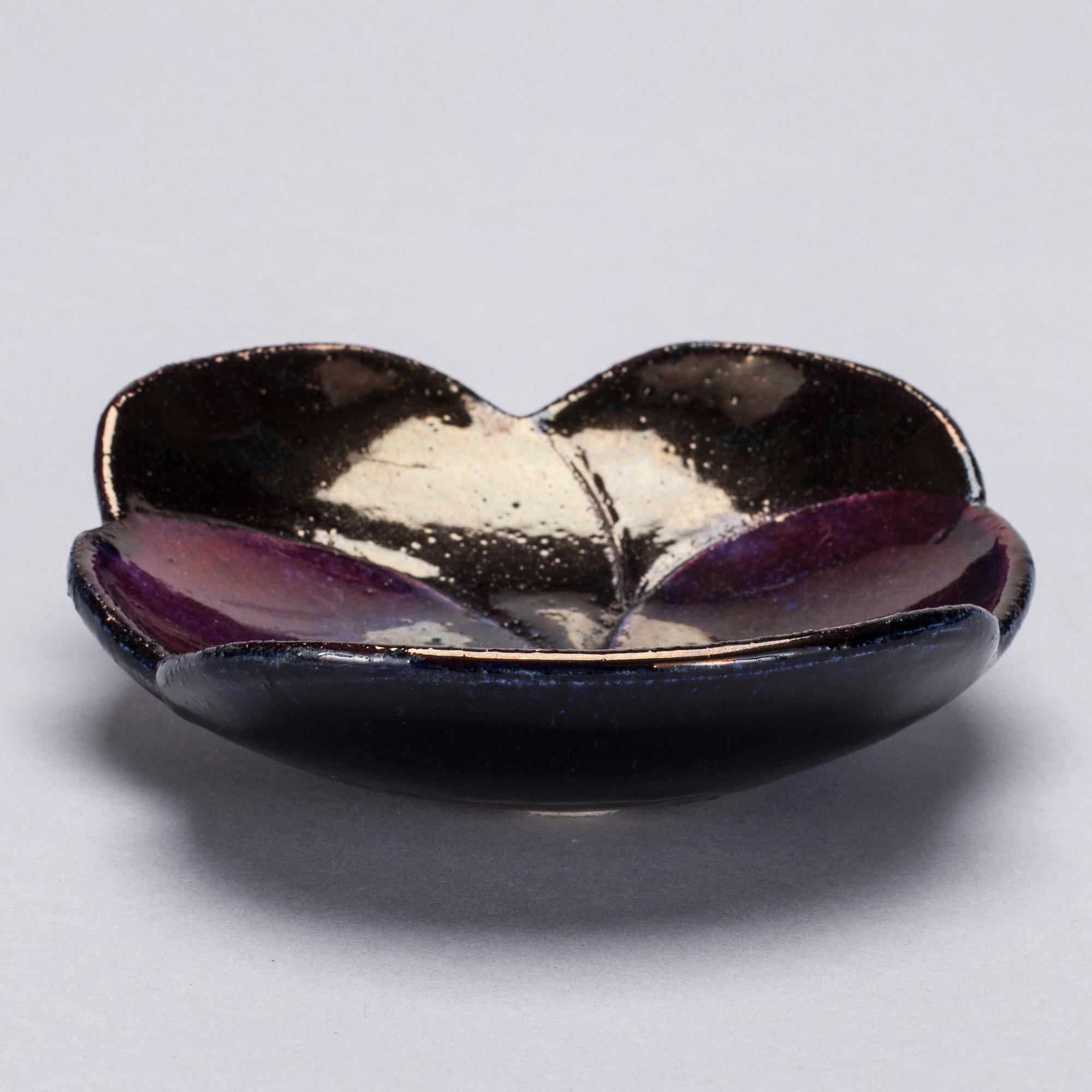 FAT, keramik, "Violetta", Birger Kaipiainen, Arabia, 1900-talets slut.