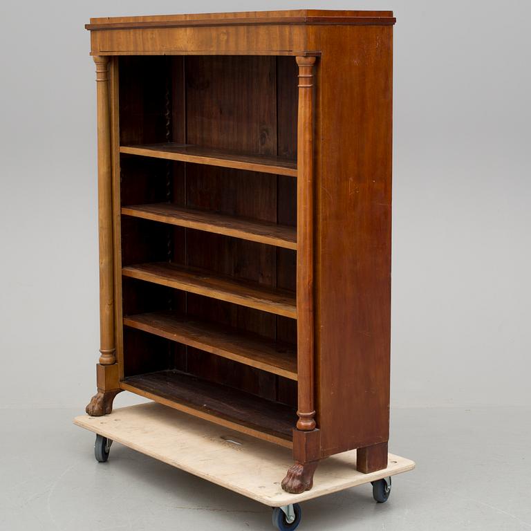 BOKHYLLA, Karl-Johan-stil, omkring sekelskiftet 1900.