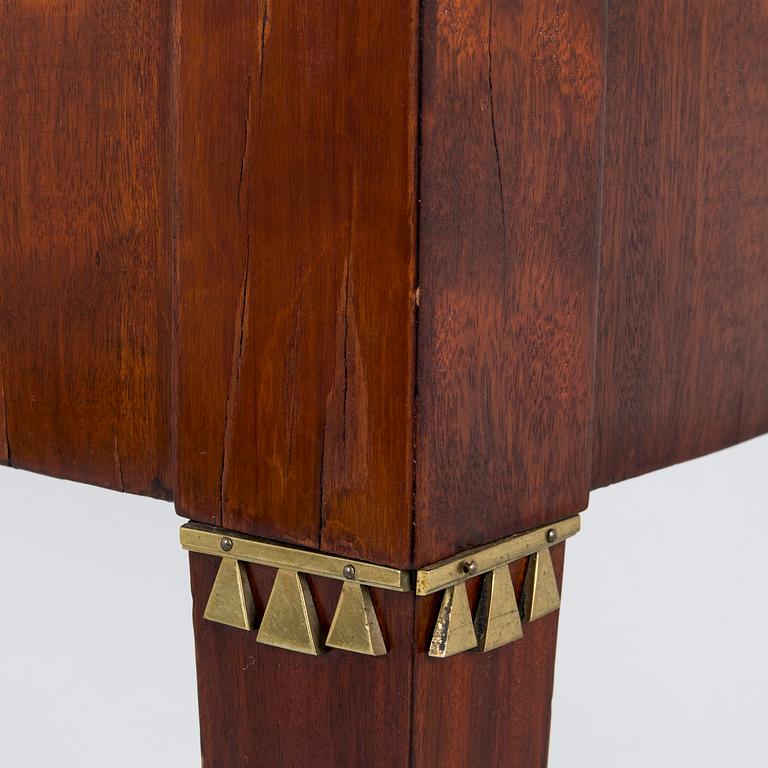 Skrivbord, Gustaviansk stil, 1800-talets mitt.