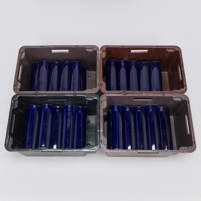 Alvar Aalto, kaakeleita, noin 81 kpl, valmistaja Arabia 1950-luvun puoliväli.