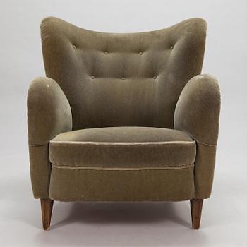 A 1950s armchair.