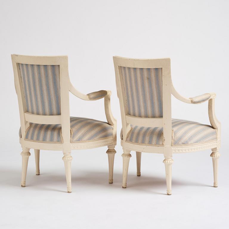 A pair of Gustavian armchairs, second part of the 18th century.