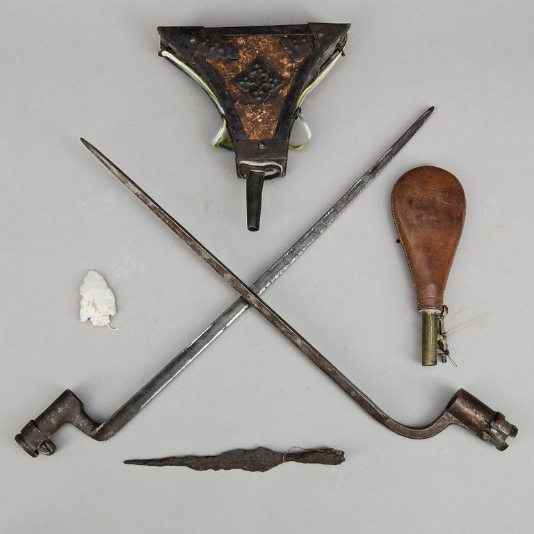 PARTI VAPEN, 6 st, mestadels 1800-tal.