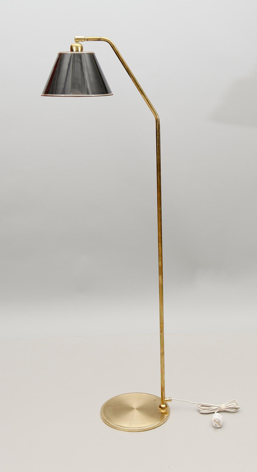 GOLVLAMPA, Nya Öia, 1900-talets andra hälft.