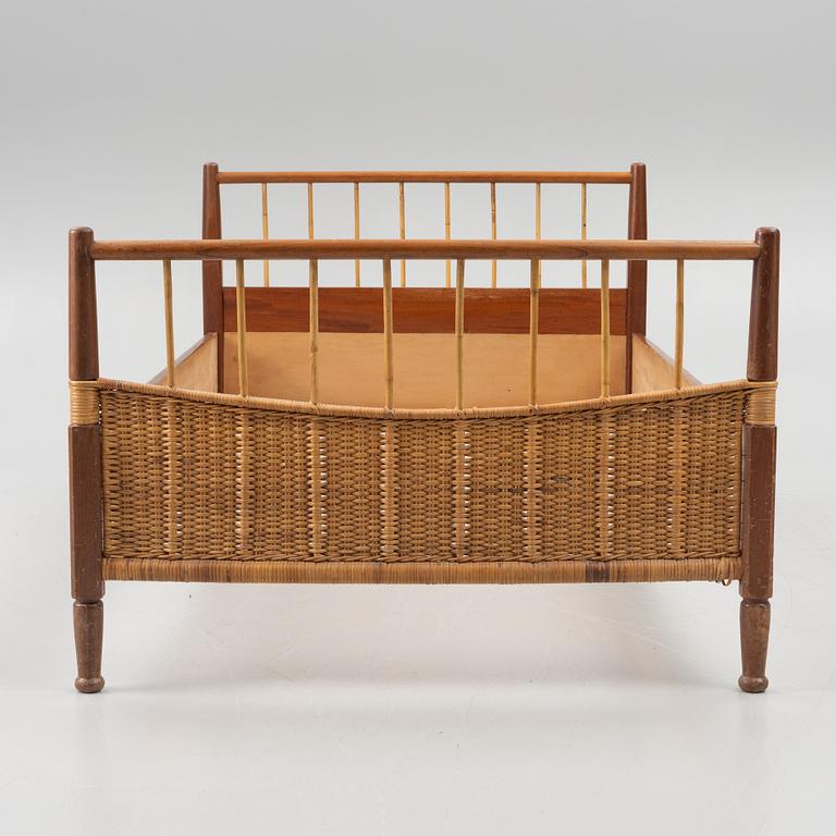 Josef Frank, sängram, modell 949, Firma Svenskt Tenn.