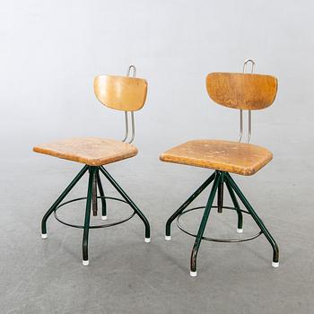 Arbetsstolar, 2 st,   Kockums mekaniska verkstad, Malmö, 1900-talets mitt.