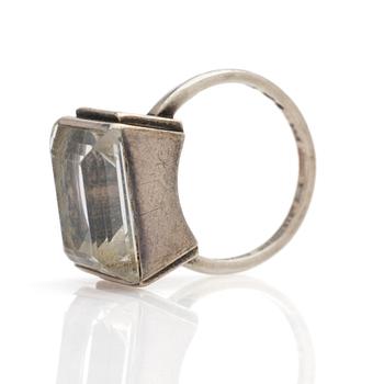 Wiwen Nilsson, Ring, silver with faceted rock crystal, Lund 1947.