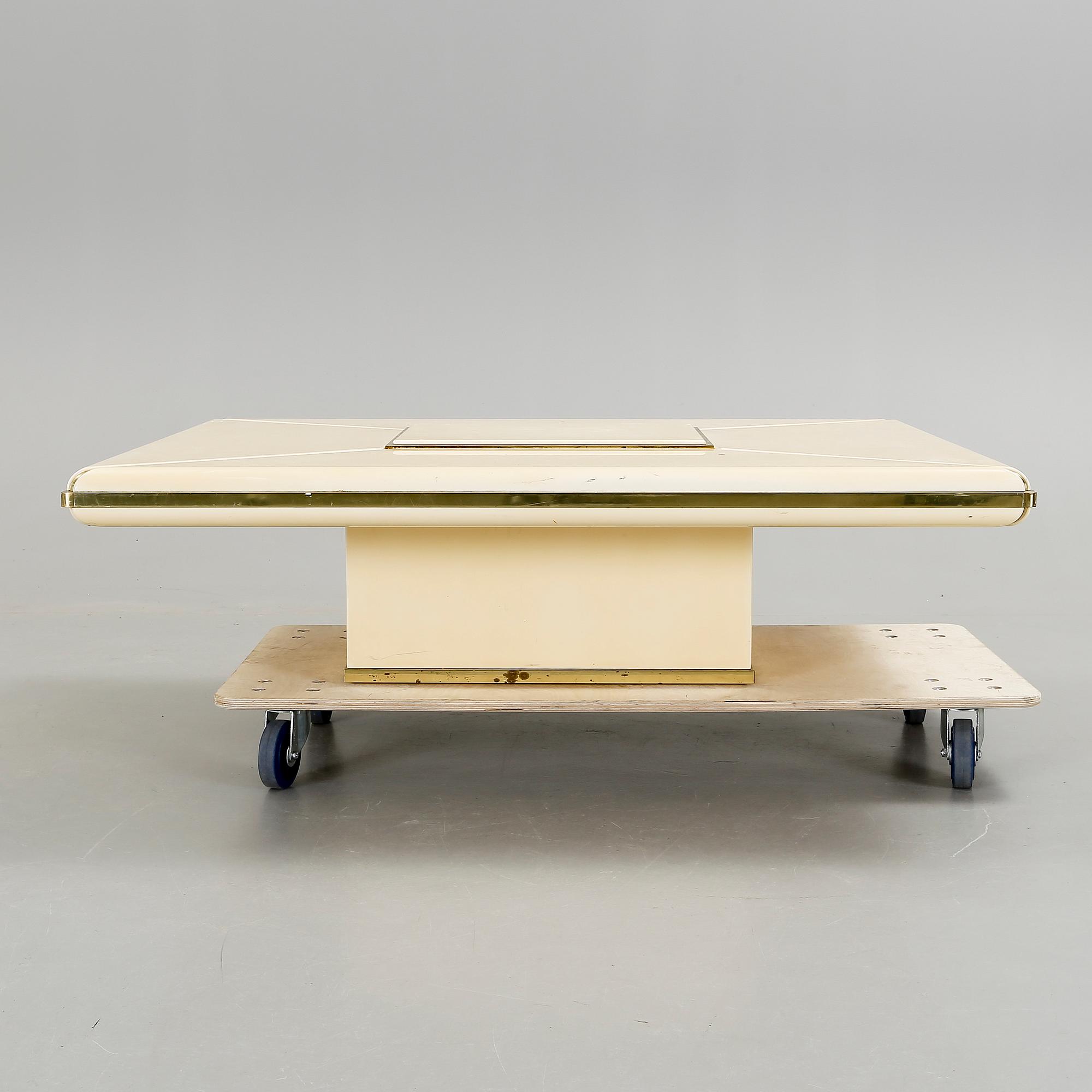 SOFFBORD, möjligen Willy Rizzo, 1970-tal.
