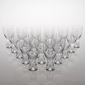 A 124-piece set of 'Tapio' glassware for Iittala.