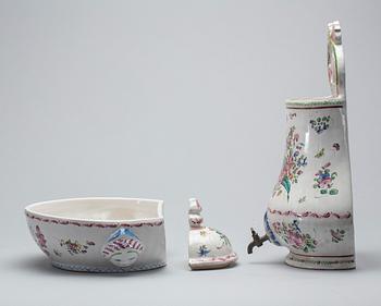 VATTENCISTERN, fajans, Frankrike, 1800-talets mitt.
