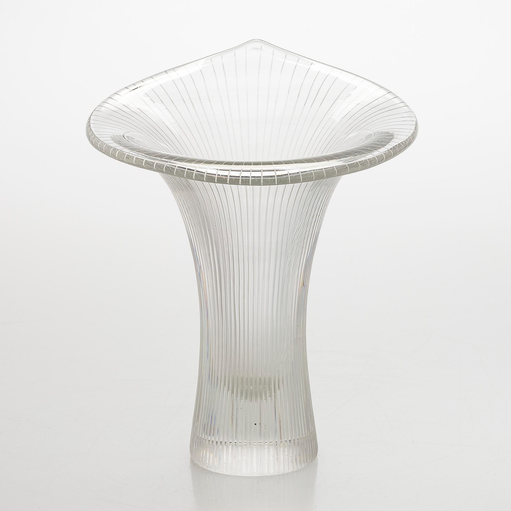 Tapio Wirkkala, maljakko, "Kanttarelli", signeerattu Tapio Wirkkala, Iittala.