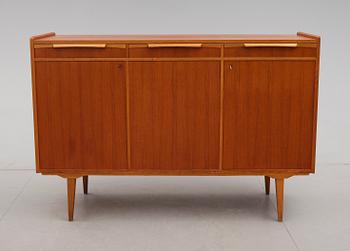 SIDEBOARD, 1900-talets andra hälft.