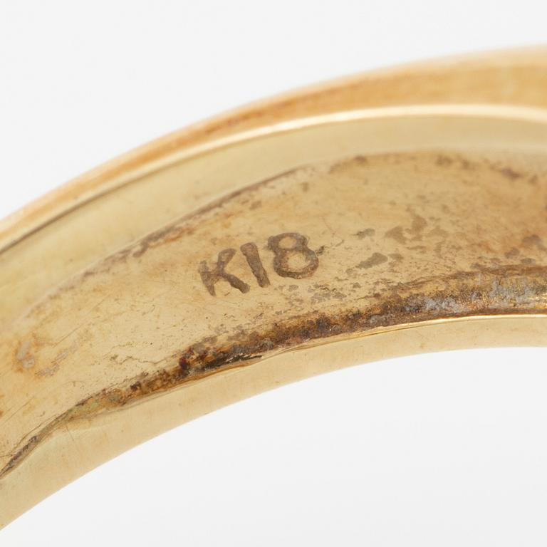 Ring, cocktail ring, 18K gold with blue topaz.