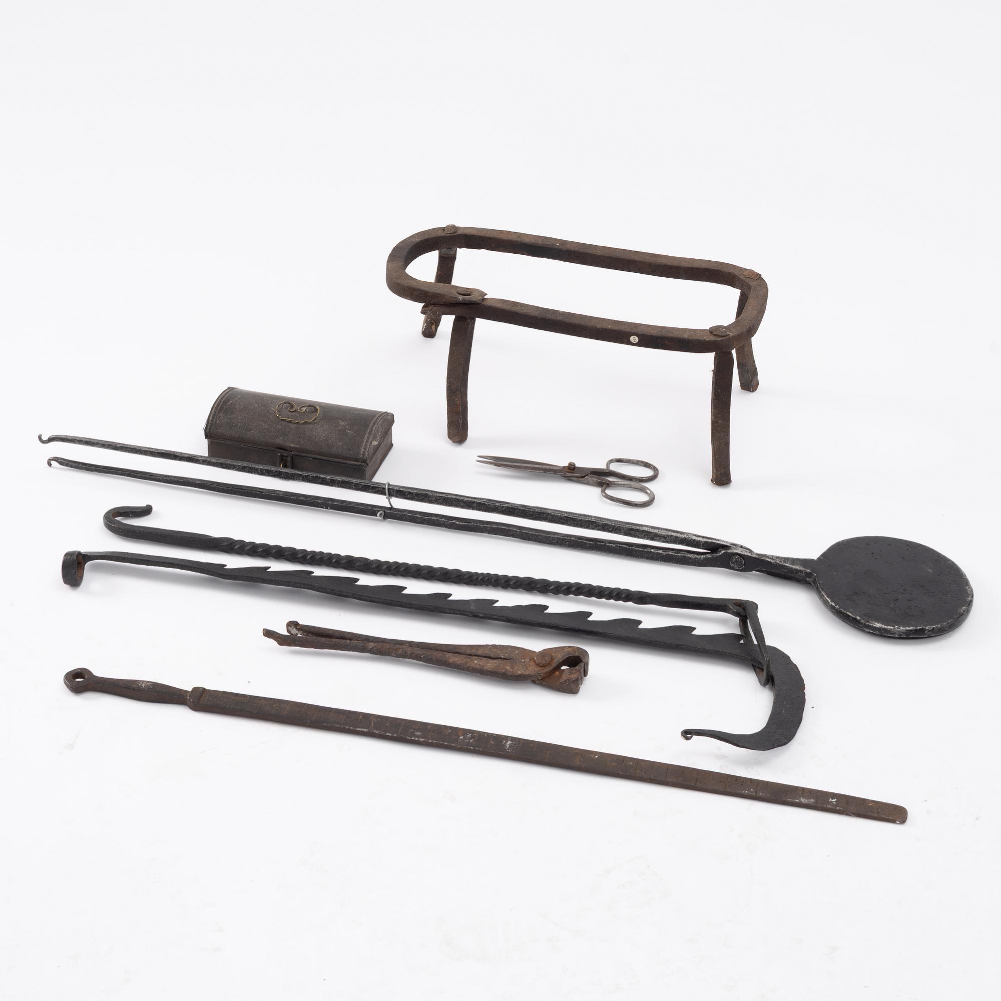 A set of seven iron items, 18th / 19th century.