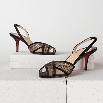 SKOR, Christian Louboutin.