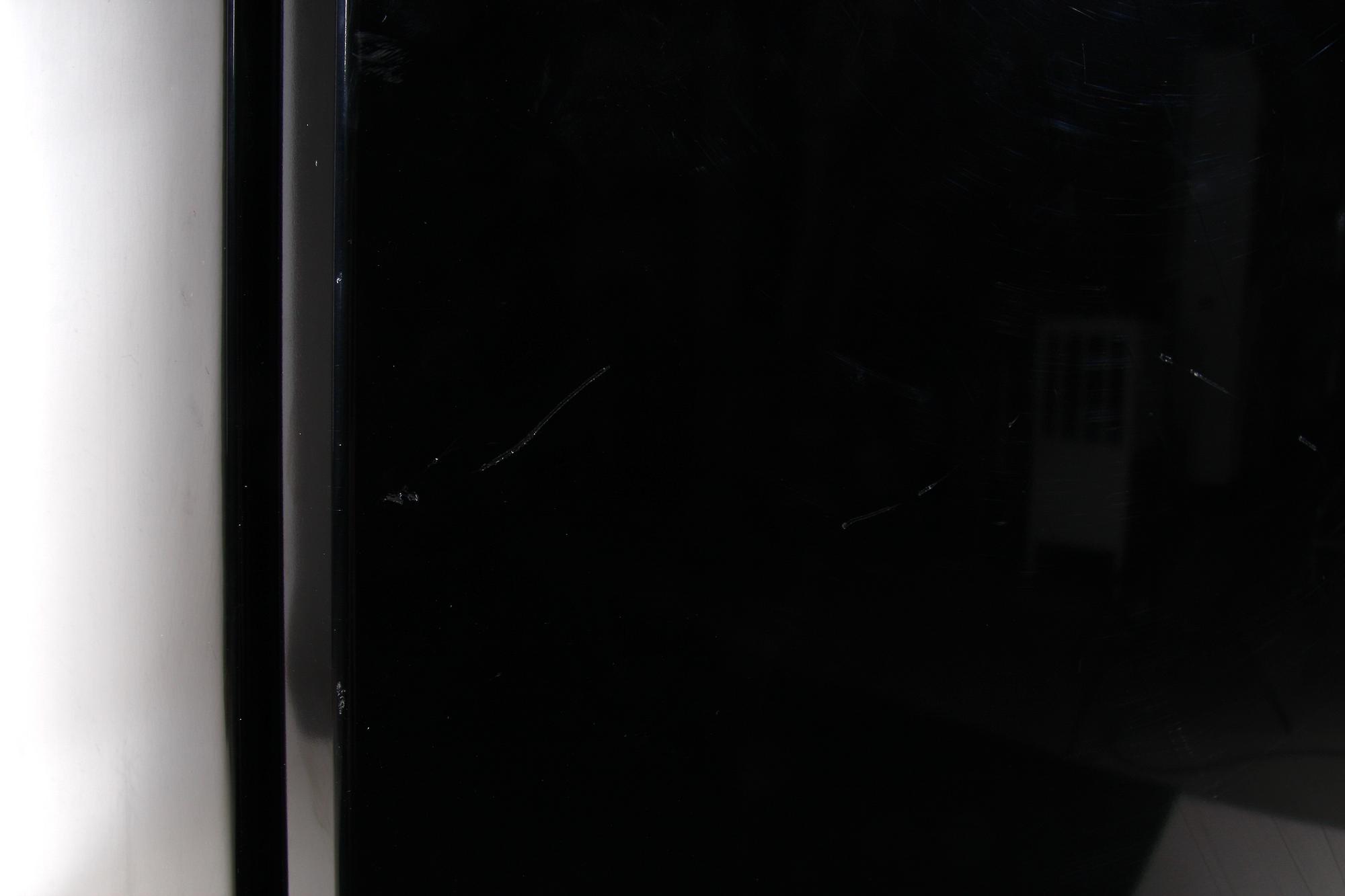 KYLSKÅP. Electrolux. Säljs till förmån för World Childhood Foundation.