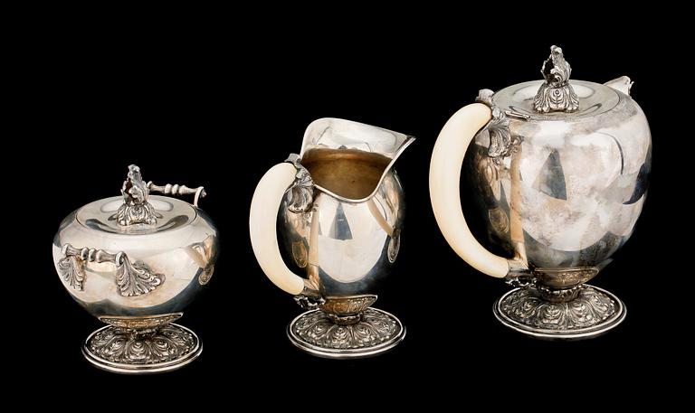 KAFFESERVIS, 3 delar, silver, Italien, omkr 1900. Tot 1695 gr.