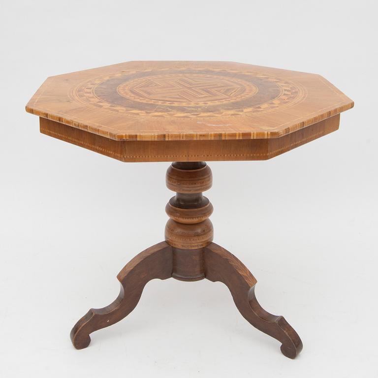 BORD, Italien 1800-talets mitt.