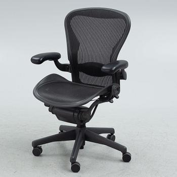 Don Chadwick/Bill Stump, skrivbordsstol, "Aeron", Herman Miller.