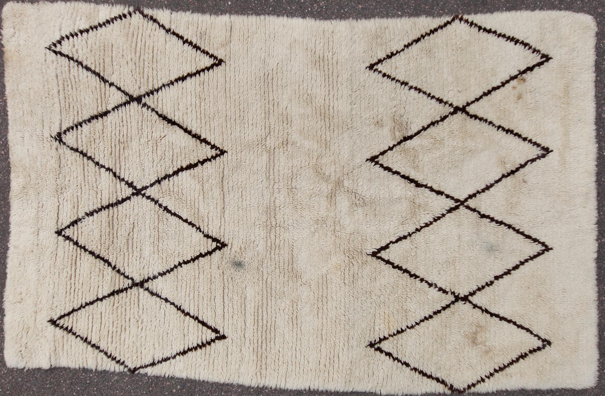 RYA, 1900-tal. Ca 195x120 cm.