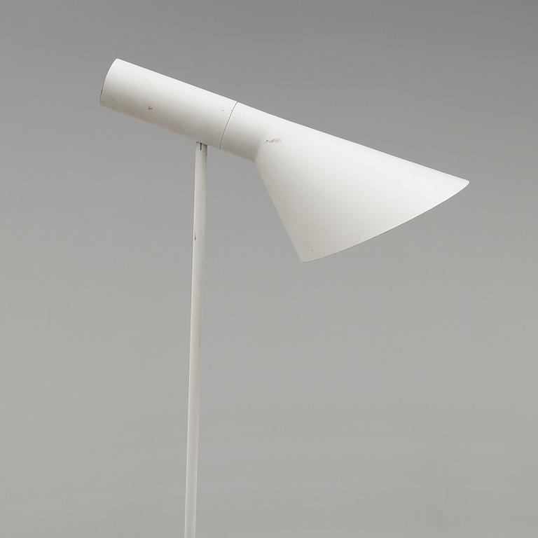 GOLVLAMPA, "AJ", Arne Jacobsen, Louis Poulsen, 1900-talets senare del.