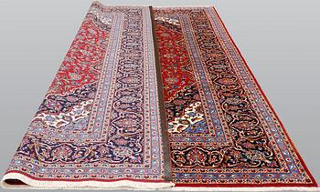 A Keshan carpet, approx. 347 x 250 cm.