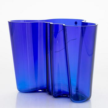 Alvar Aalto, vas 3030, signerad Alvar Aalto 2593/1998, Iittala.