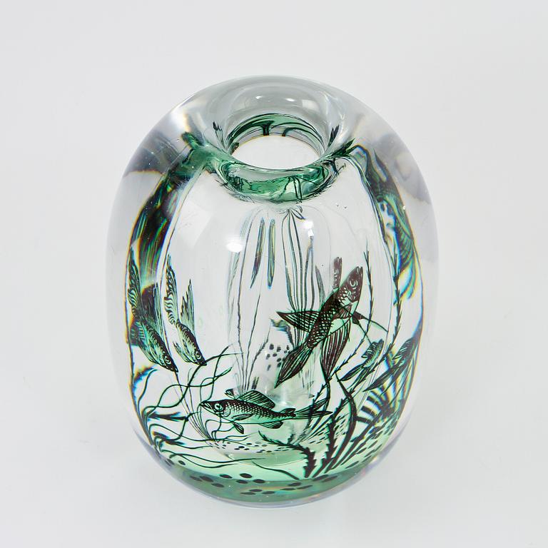 VAS, glas, "Fiskgraal", Edward Hald, Orrefors, 1944, sign.