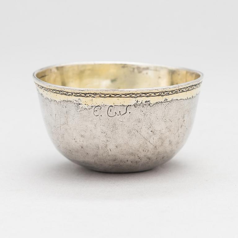 ANDERS CARLBORG, A silver thumbler, Turku 1768.