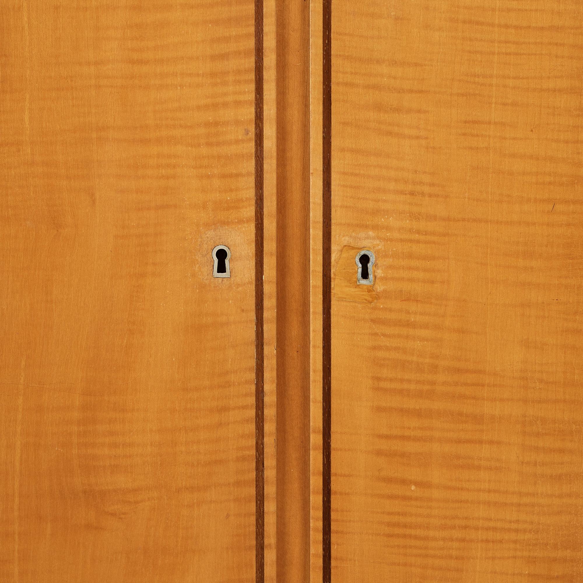 Axel Einar Hjorth, AXEL EINAR HJORTH, a "Corall" cabinet for Nordiska Kompaniet, Sweden 1934.