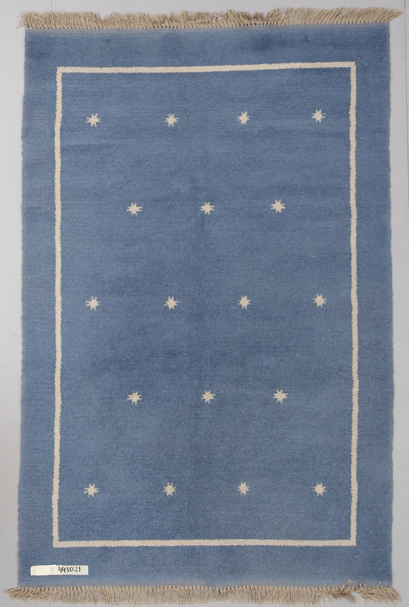 MATTA, flossa. 245 x 163 cm.