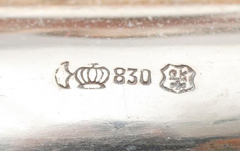 KANDELABRAR, 1 par, silver, rokokostil, 1900-tal.