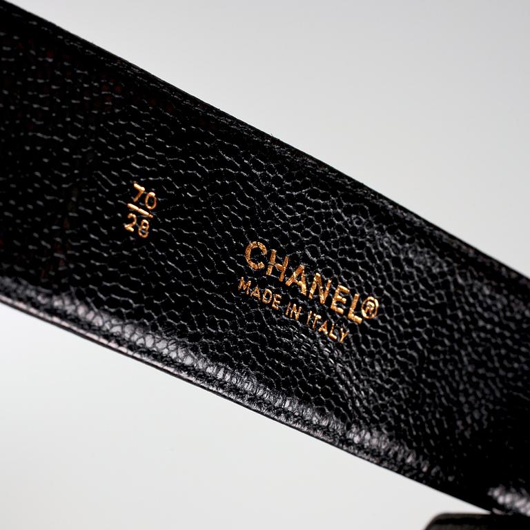 SKÄRP, Chanel.