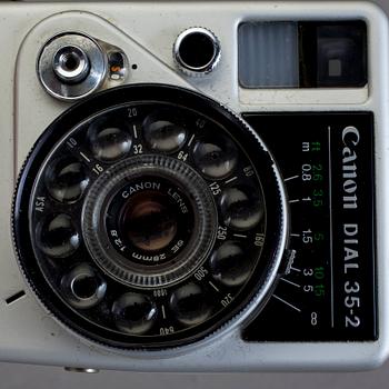 KAMERA, Canon Dial 35-2, Japan, 1968-71.