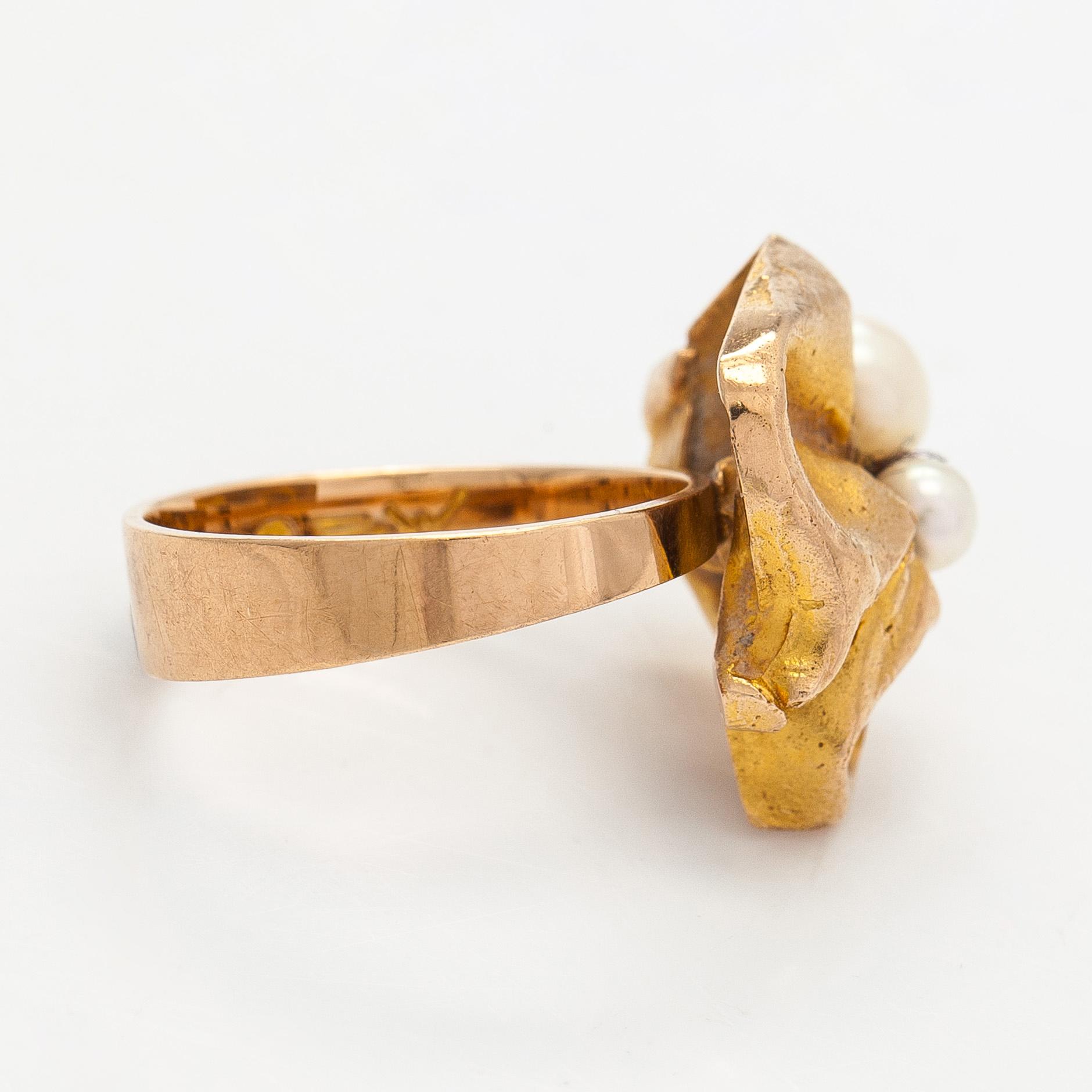 Björn Weckström, ring, "Broken Leaf", 14K gold.