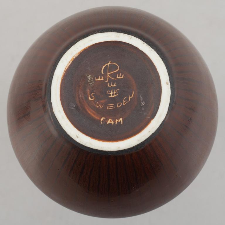 Carl-Harry Stålhane & Gunnar Nylund, a set of 6 ceramic pieces, Rörstrand, Sweden, 1950's/60's.
