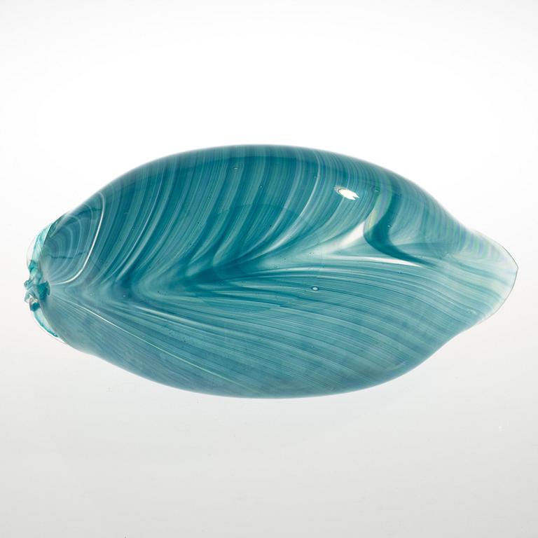 A Tyra Lundgren glass bowl, Venini, Murano, Italy 1930's-40's.