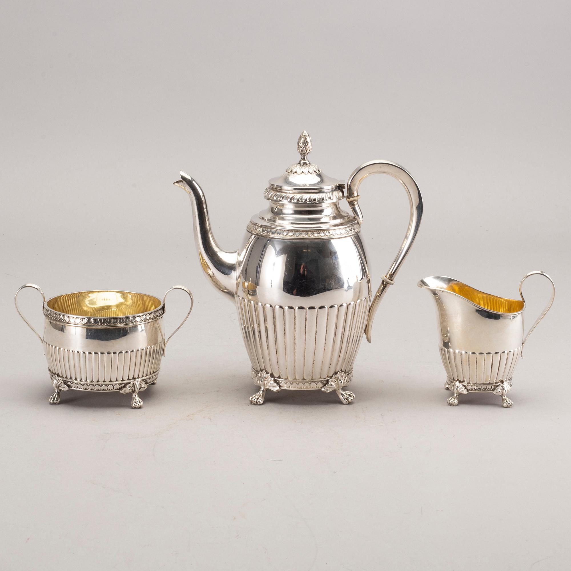 A three pieces coffee set from 1924.