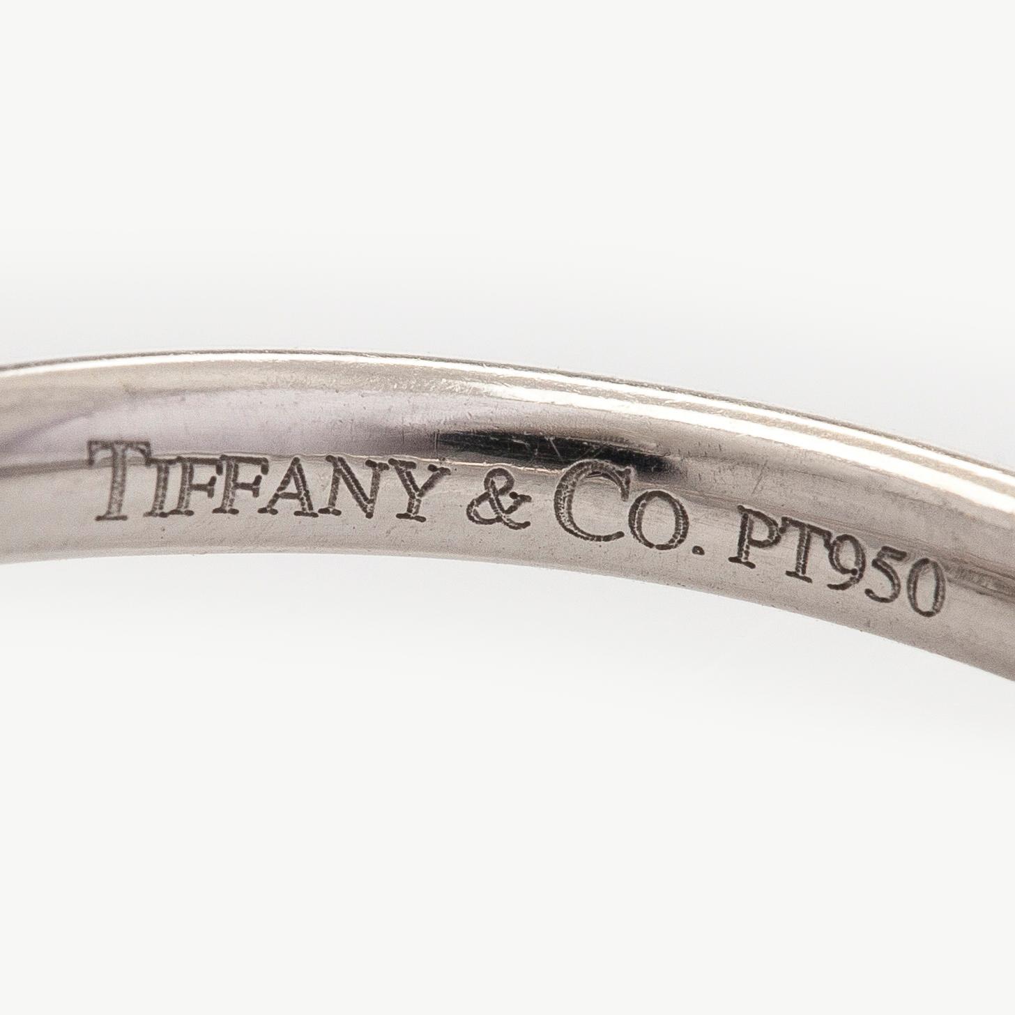 Tiffany & Co, Elsa Peretti, sormus, "Diamonds by The Yard", platinaa ja briljanttihiottu timantti.