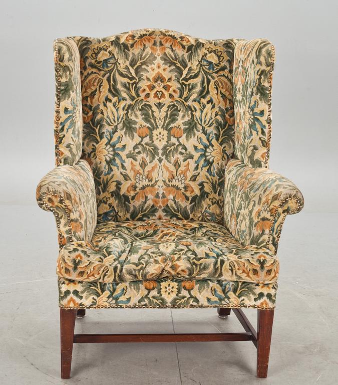 ÖRONLAPPSFÅTÖLJ. England 18/1900-tal.