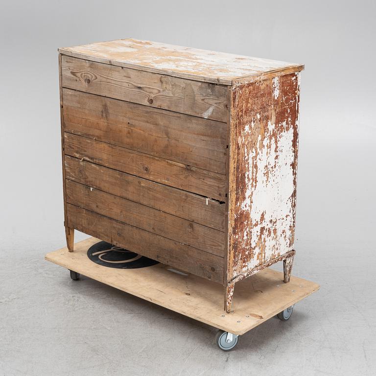 A painted cabinet from arond the year 1900.
